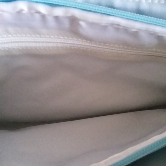 Pelbo | Classic  Vintage 1970's Light Blue Bag - Picture 9 of 9